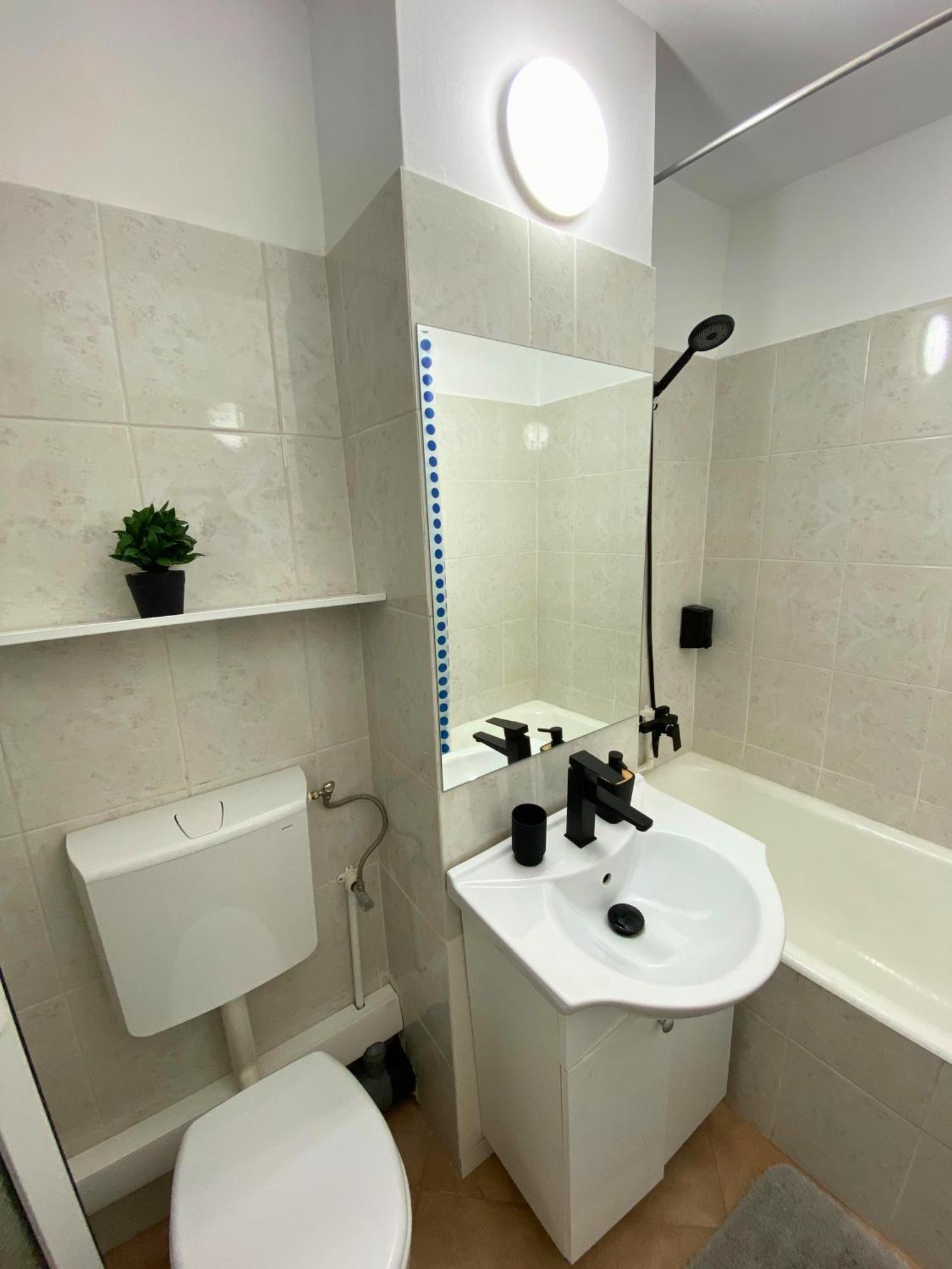 Apartament Fălticeni Extérieur photo